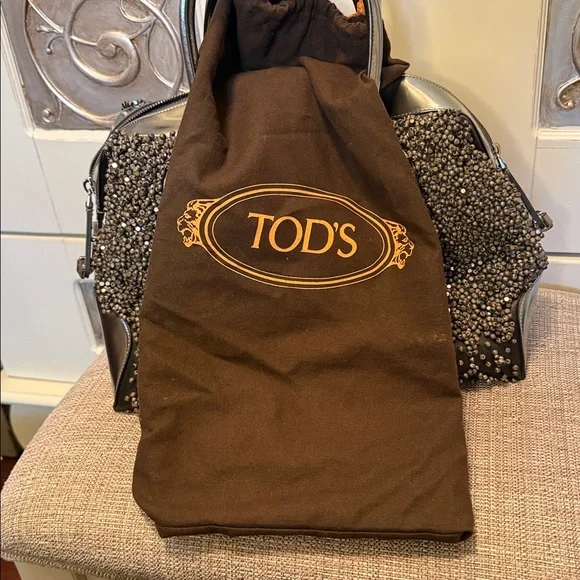 NWOT Tod's Black embellished Beaded tote Bag W/dustbag - Picture 14 of 16